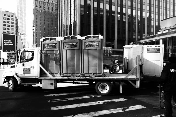 Professional porta potty rental in Forrest, IL